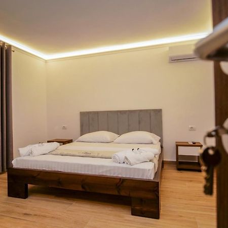 Vila Fatos Qama Μπεράτ Εξωτερικό φωτογραφία